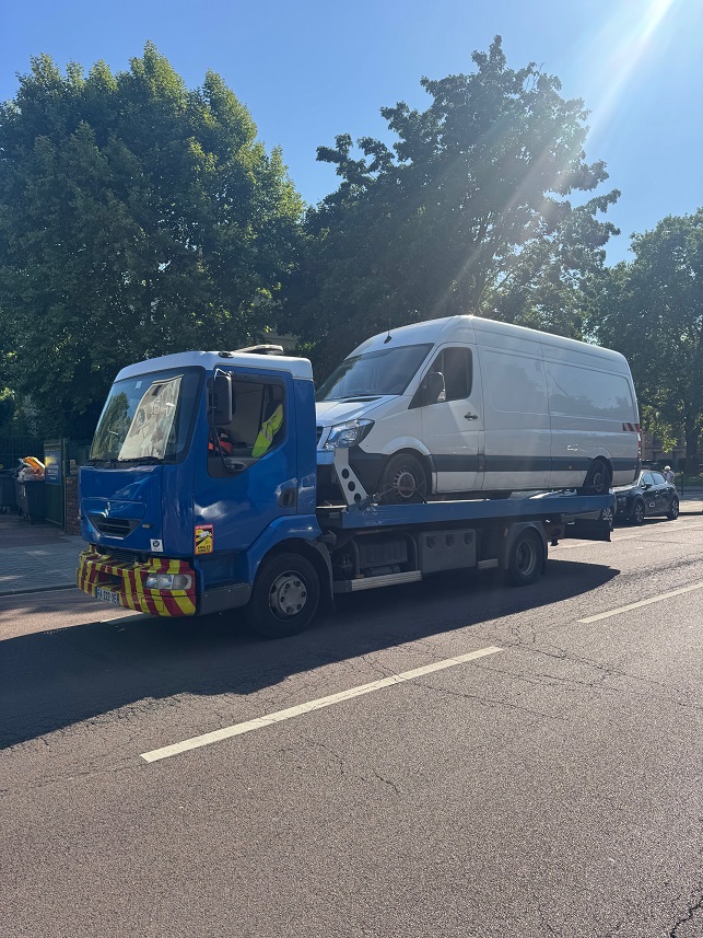 Remorquage fourgon rueil malmaison  92500 ile de france